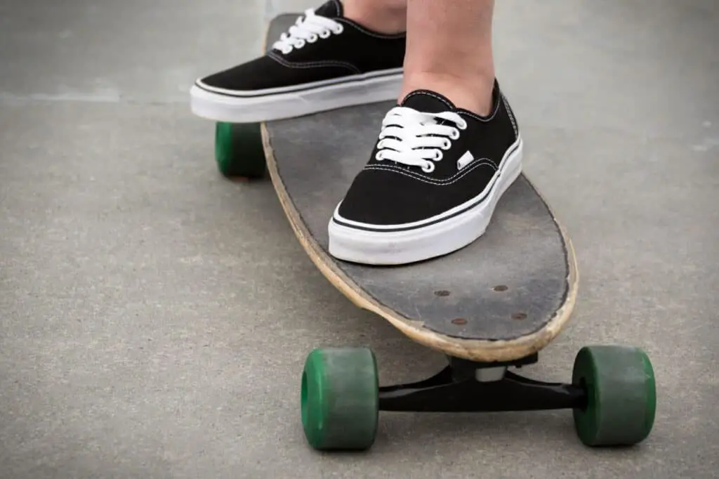 Best Longboard Wheels For Cruising Rough Terrain