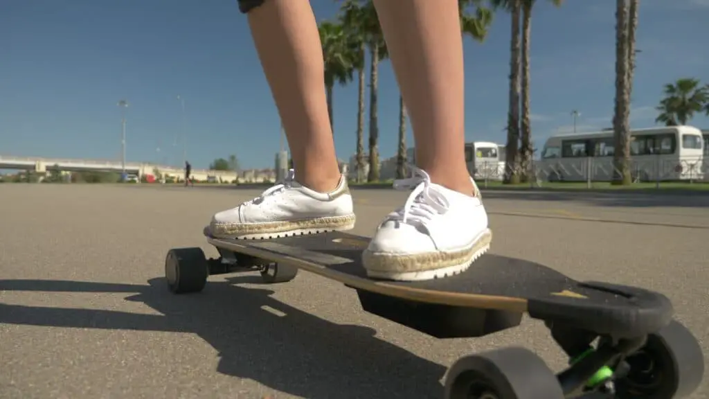 Do Electric Skateboards Have Brakes?